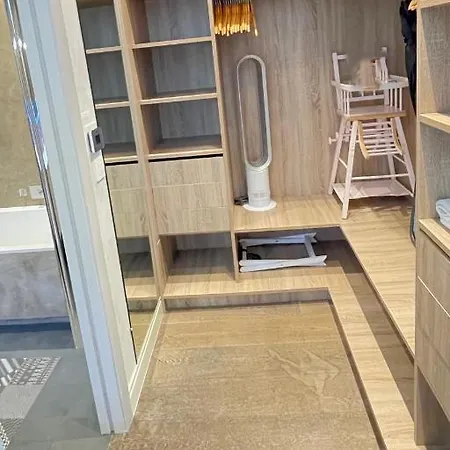 Luxurious 2 Bedrooms Apartment, 30 Meter From Apartament Nicea