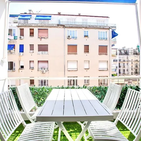 Luxurious 2 Bedrooms Apartment, 30 Meter From Apartamento *